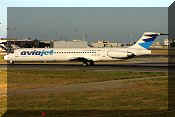 McDonnell Douglas MD-83, click to open in large format