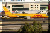 Boeing 757-2Q8(PCF), click to open in large format